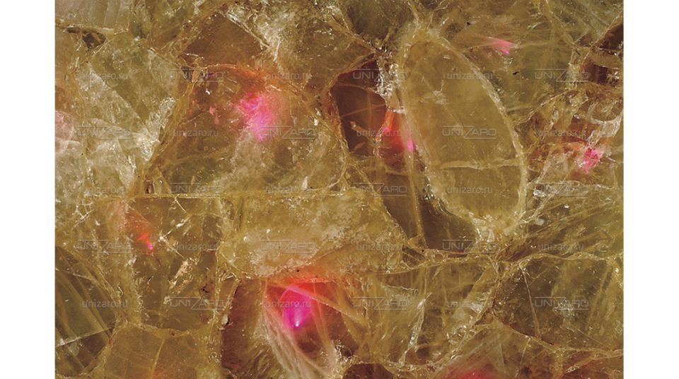 Pink Fiber Optic Quartz — Фрагмент с подсветкой