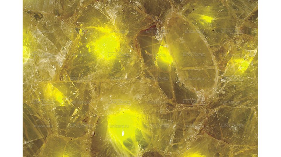 Yellow Fiber Optic Quartz — Фрагмент с подсветкой